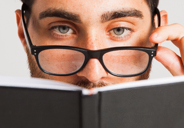 Does Reading Make You Smarter? The Science Behind the Habit